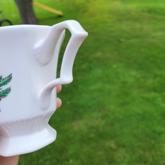 Nikko | Christmastime Collection sugar & creamer set - Picture 9 of 13